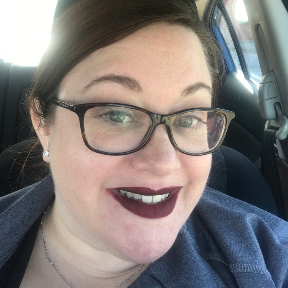 Meet your Posher, Nikki